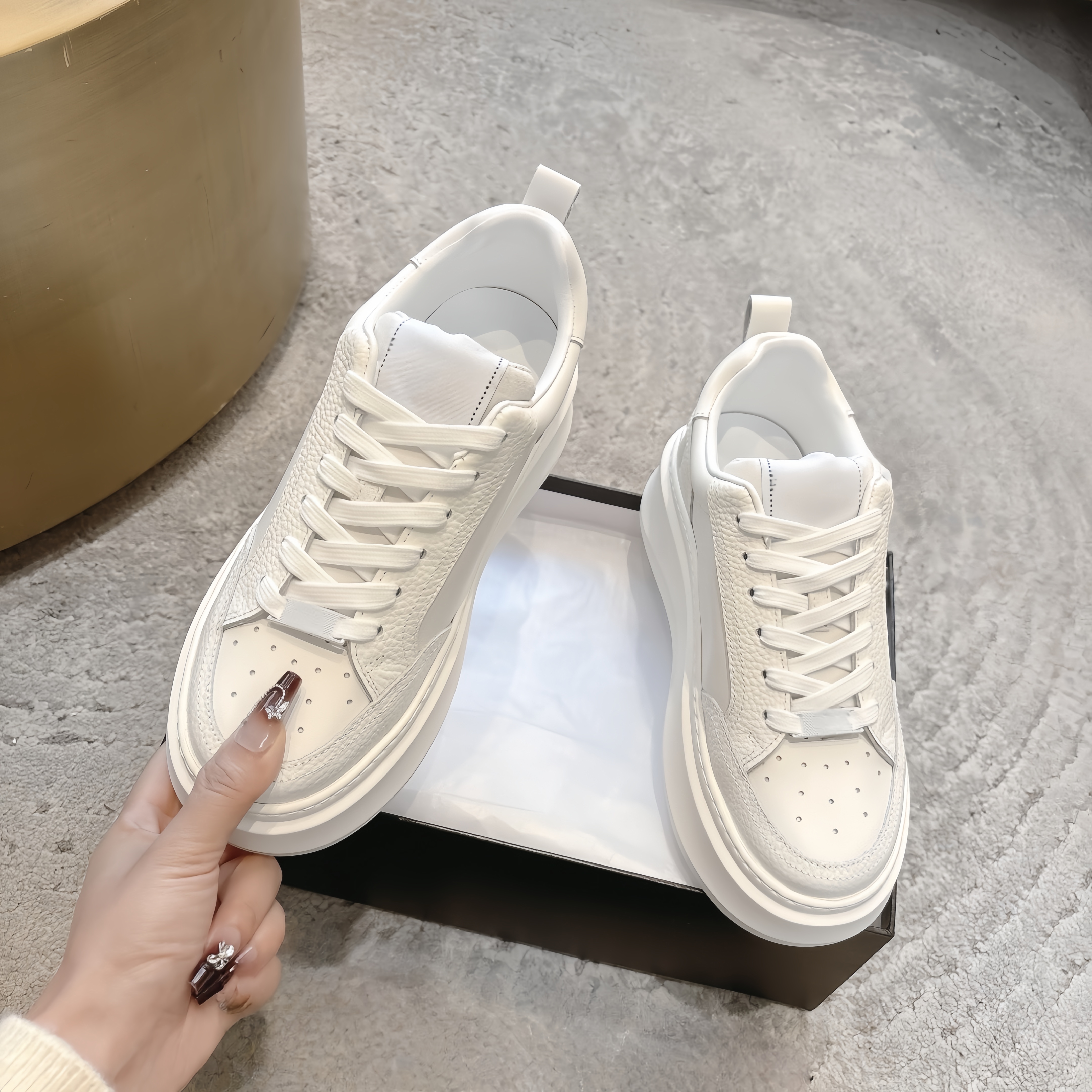 Luxury Women's Casual Platform - Leather Sneaker Care Kit 리뷰 및 가격